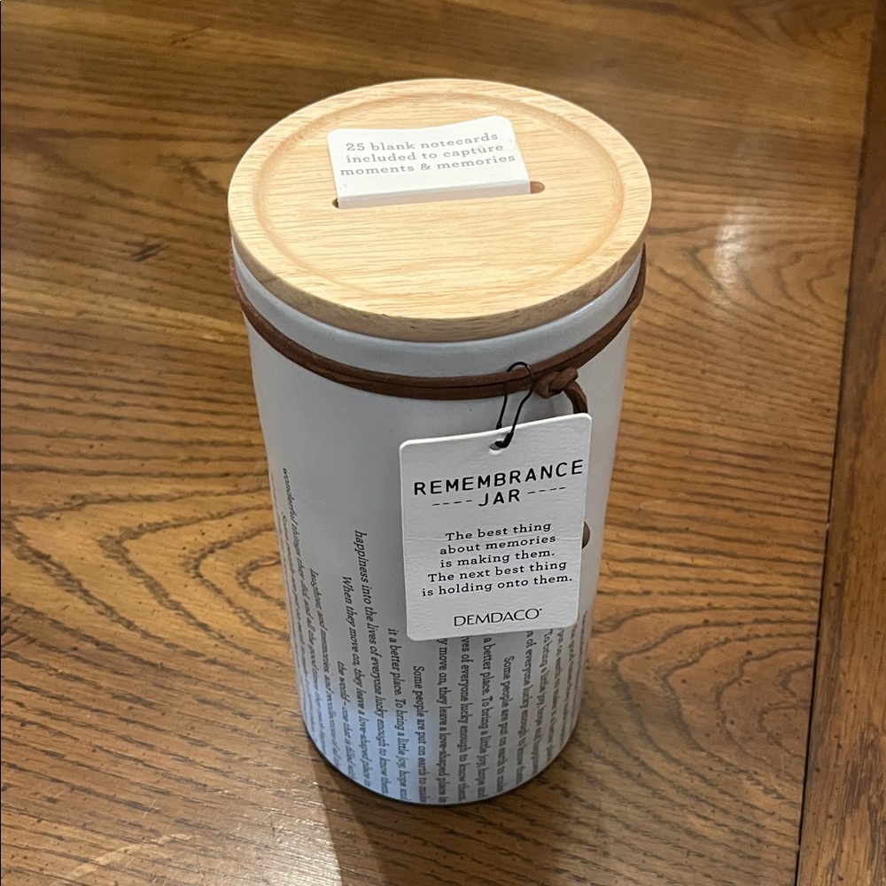 Demdaco Remembrance Jar‎ with Wooden Lid - Cream